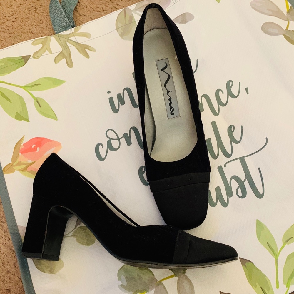 Nina super cute black low pump